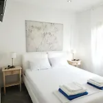 Apartment H&o Sea Breeze Boutique *