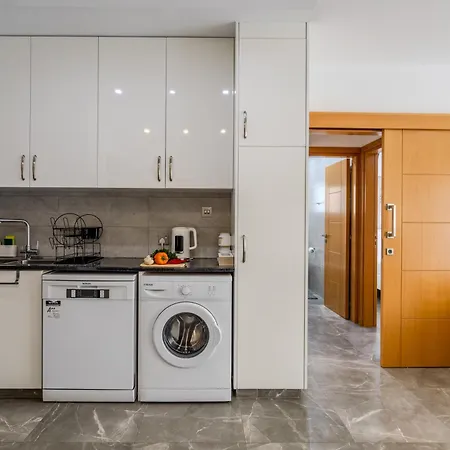 H&o Sea Breeze Boutique