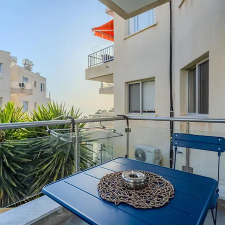 H&o Sea Breeze Boutique Klorakas