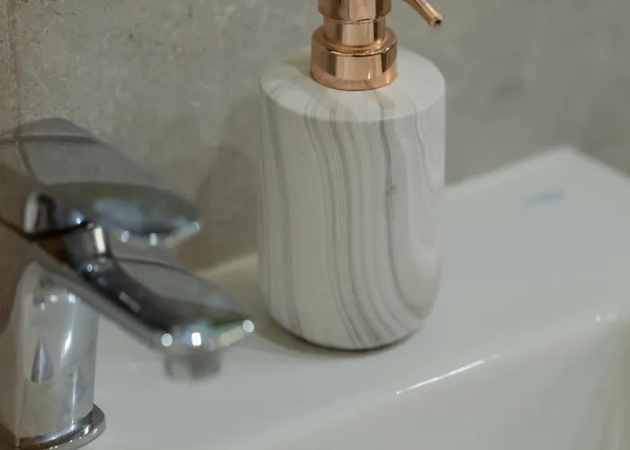 H&o Sea Breeze Boutique